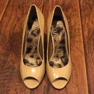Sam Edelman nude heel